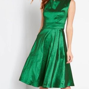 Green modcloth dress